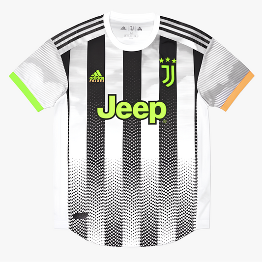 JUVENTUS x PALACE - The Kit Outlet
